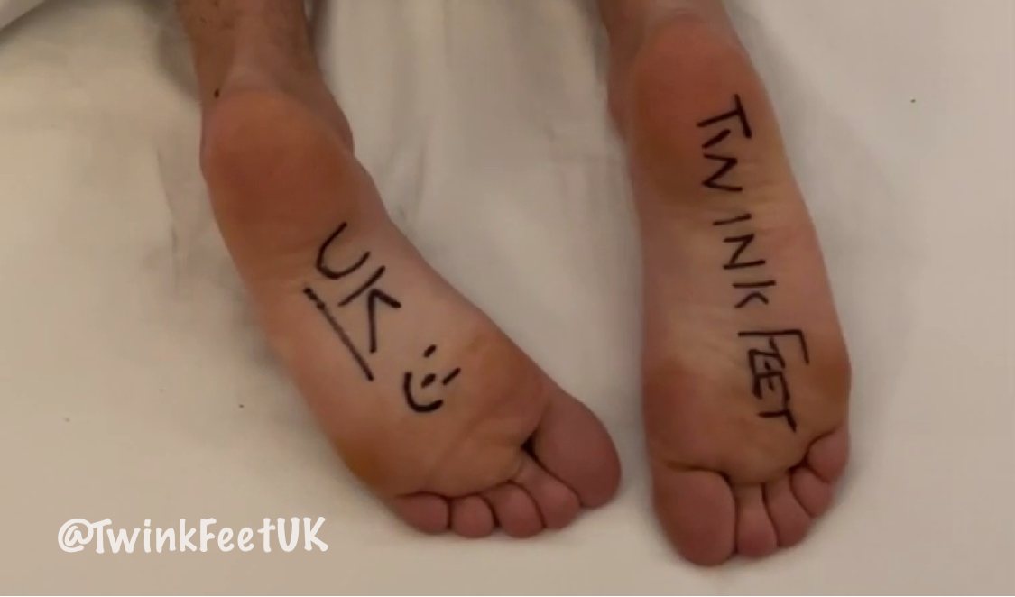 Claiming @namelessepup’s paws